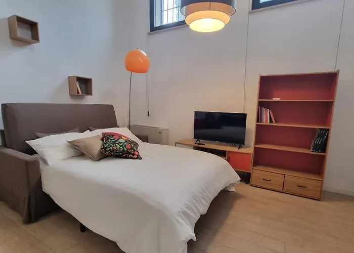 Il Rifugio Moderno Next To Metro Anagnina, Free Parking And Wifi Appartement