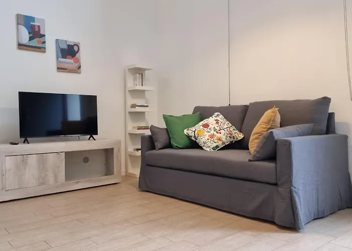 Il Rifugio Moderno Next To Metro Anagnina, Free Parking And Wifi Appartement *