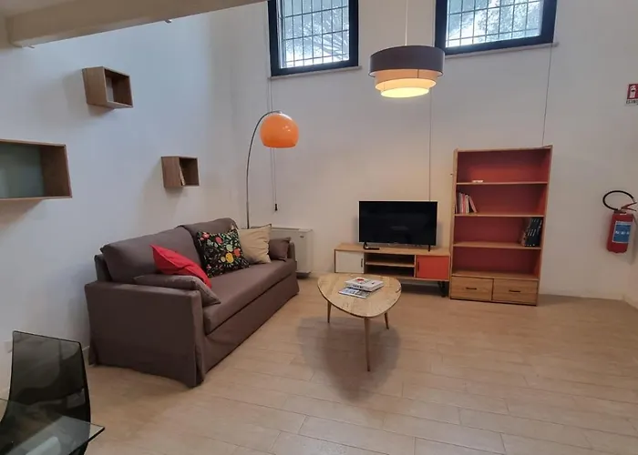 Il Rifugio Moderno Next To Metro Anagnina, Free Parking And Wifi Appartement Rome