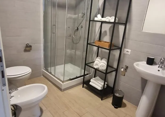 Il Rifugio Moderno Next To Metro Anagnina, Free Parking And Wifi Rome