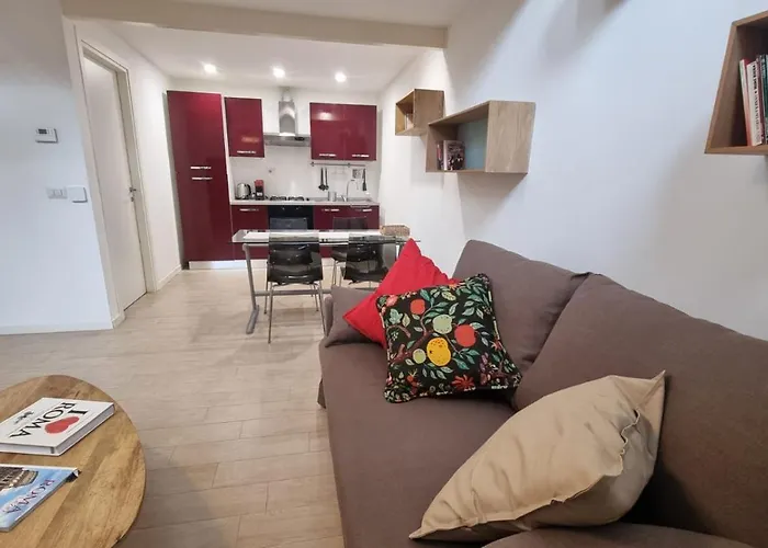 Il Rifugio Moderno Next To Metro Anagnina, Free Parking And Wifi *