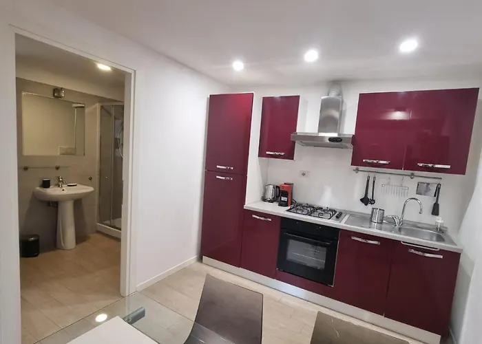 Il Rifugio Moderno Next To Metro Anagnina, Free Parking And Wifi * Rome