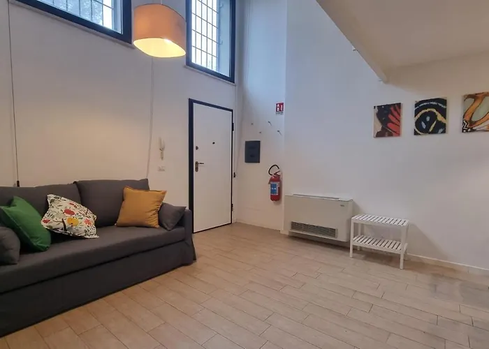Il Rifugio Moderno Next To Metro Anagnina, Free Parking And Wifi